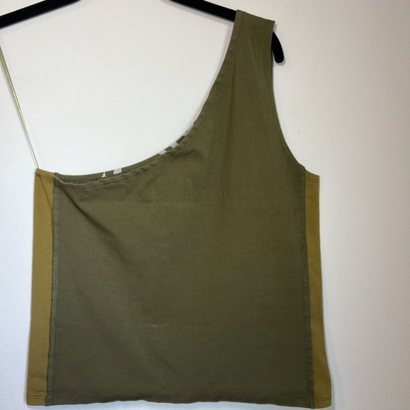 Cleo + Wolf Women's One Shoulder Tank Top Green Western Stretch Graphic Sz Large - Picture 7 of 12